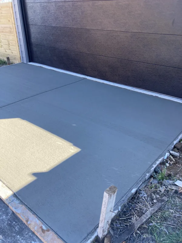 Concrete surface project photo from Zuri Landscape LLC